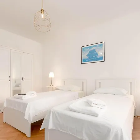 Apartment Tana Pula
